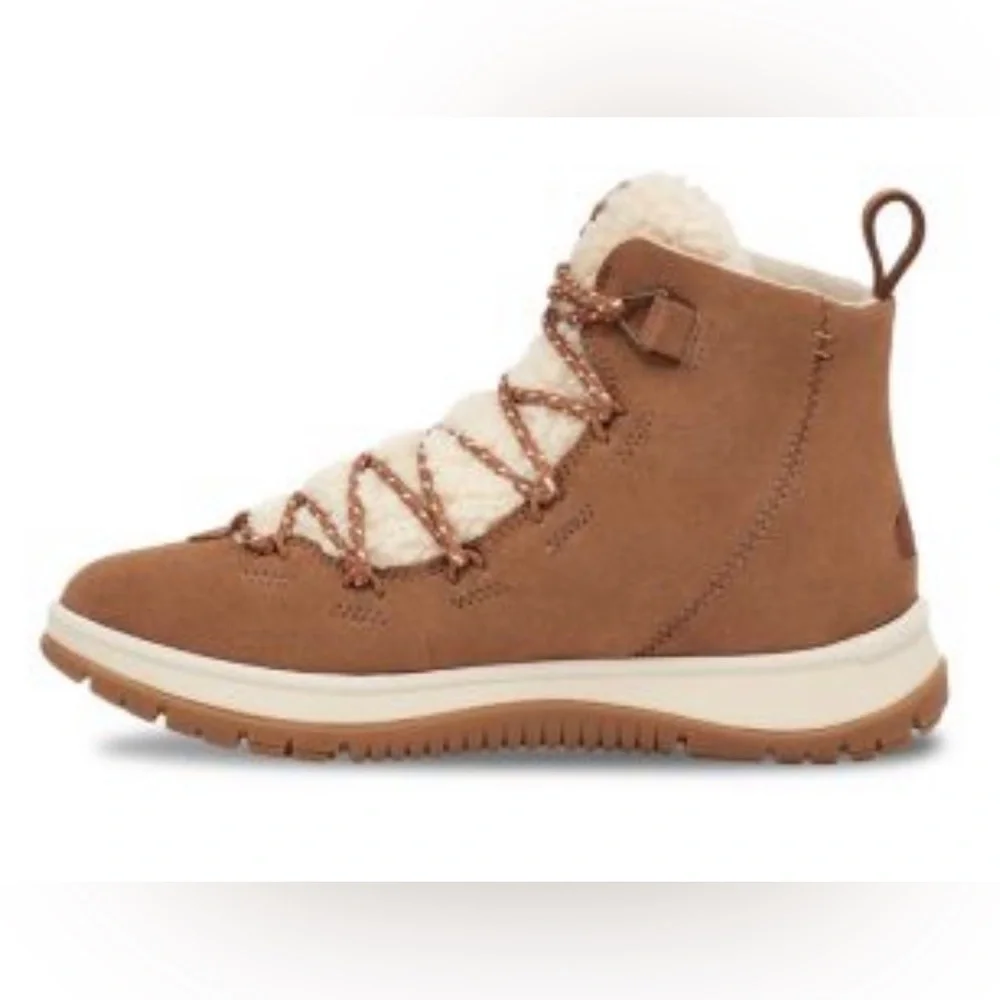 NIB UGG Women’s Lakesider Heritage Waterproof Suede Boots